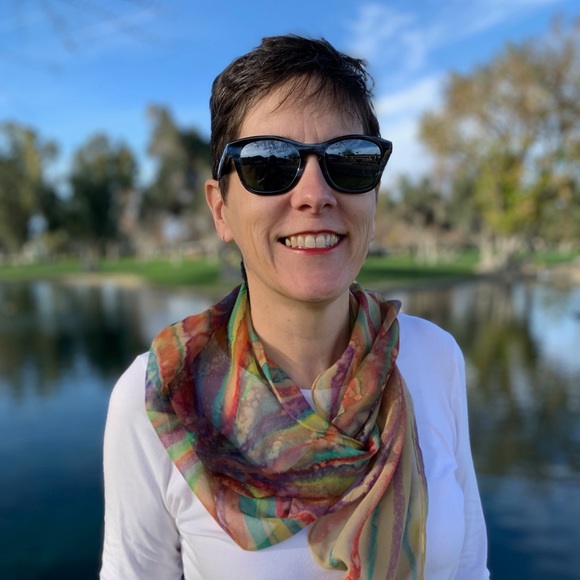 Meet your Posher, Janell - Picture 1 of 1